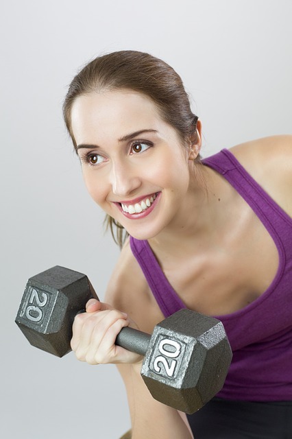 jak ćwiczyć na siłowni żeby schudnąć