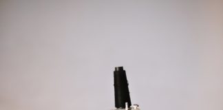 żelazko i maszyna do szycia