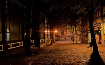 Czy wyłączać lampy solarne?