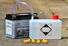 Jaki akumulator do lampek solarnych?