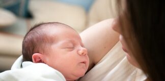 Jaki klej do otuliny na rury?