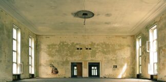 Ile obniżyć sufit pod ledy?