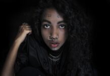 Jak podświetlić szafki?